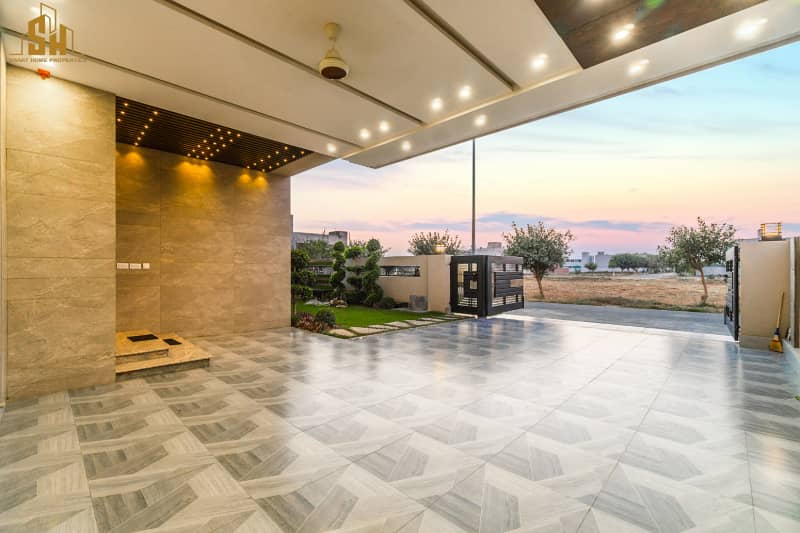 Beautiful Designed 1 Kanal Modern House For Sale In DHA Phase 7 3