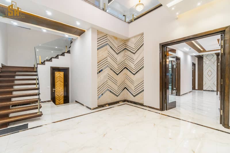Beautiful Designed 1 Kanal Modern House For Sale In DHA Phase 7 4