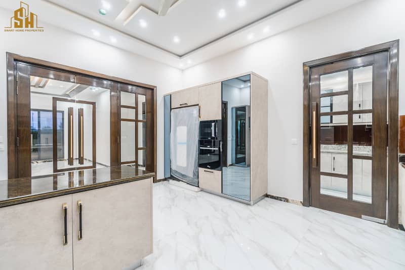 Beautiful Designed 1 Kanal Modern House For Sale In DHA Phase 7 14