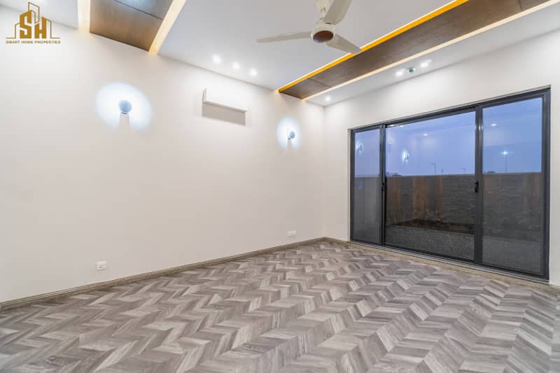 Beautiful Designed 1 Kanal Modern House For Sale In DHA Phase 7 15