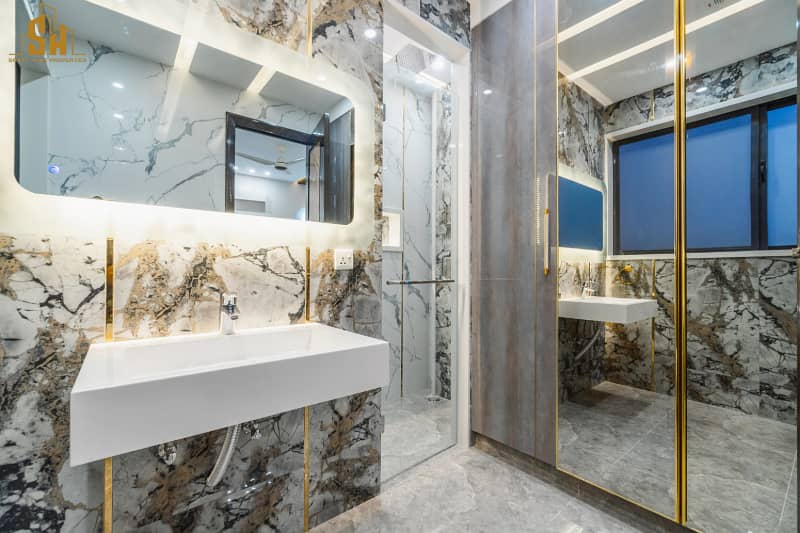 Beautiful Designed 1 Kanal Modern House For Sale In DHA Phase 7 17