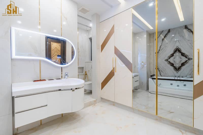 Beautiful Designed 1 Kanal Modern House For Sale In DHA Phase 7 21