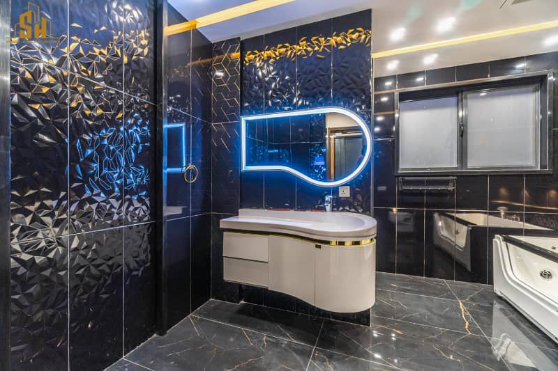 Beautiful Designed 1 Kanal Modern House For Sale In DHA Phase 7 28