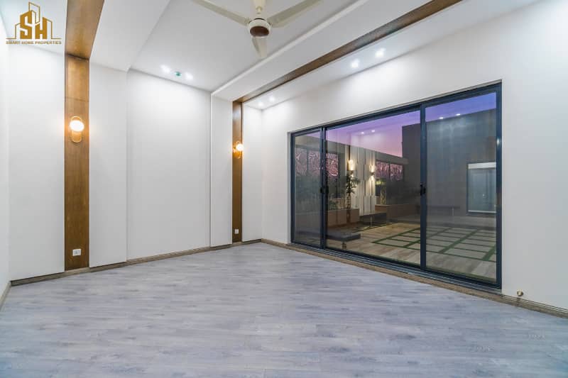 Beautiful Designed 1 Kanal Modern House For Sale In DHA Phase 7 35
