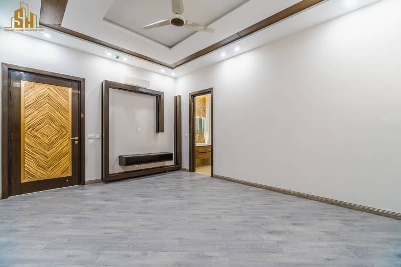 Beautiful Designed 1 Kanal Modern House For Sale In DHA Phase 7 37
