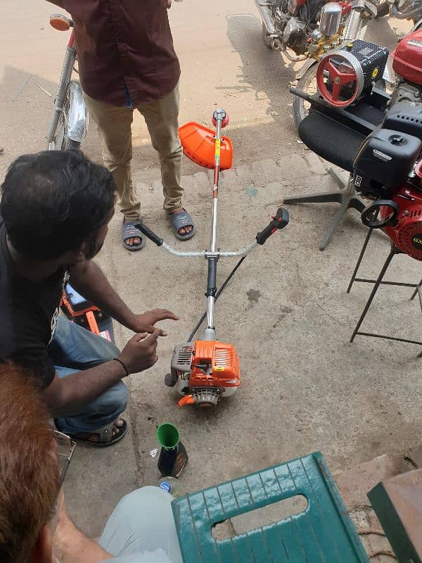 Wheat Cutter, Brush Cutter, Grass Cutter 3