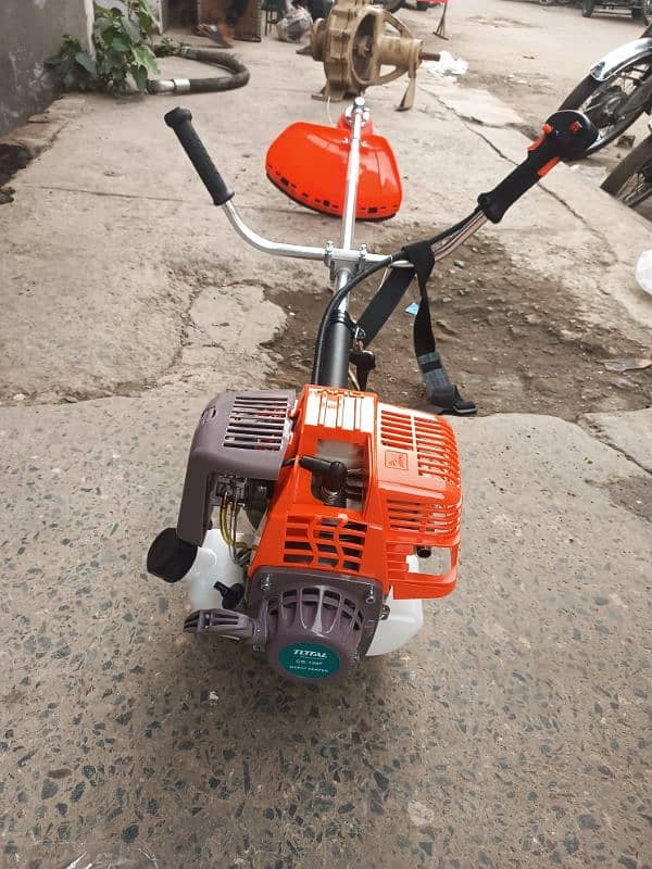 Wheat Cutter, Brush Cutter, Grass Cutter 13