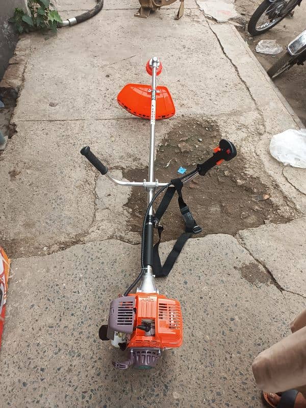 Wheat Cutter, Brush Cutter, Grass Cutter 16