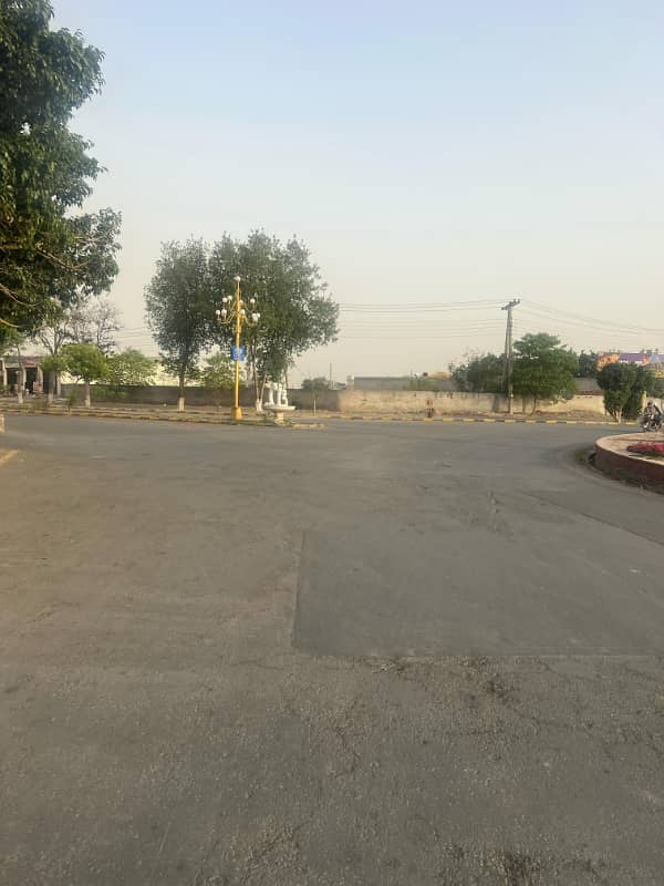 Pair of 8 Marla Residential Plots for Sale IEP Engineers Town Block D2 Corner & Non-Corner Available 1