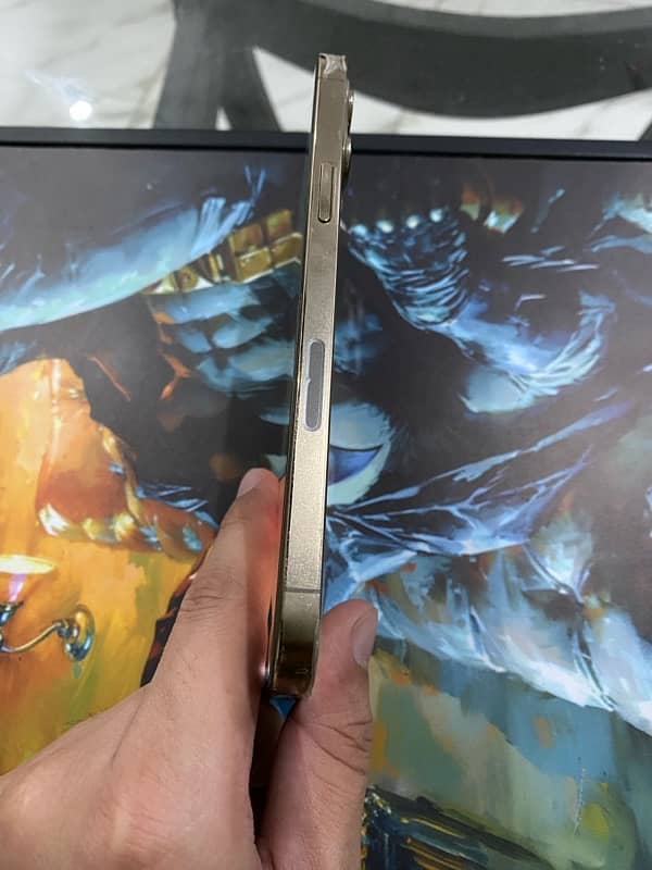iPhone 12 pro max 128 gb factory unlock 4
