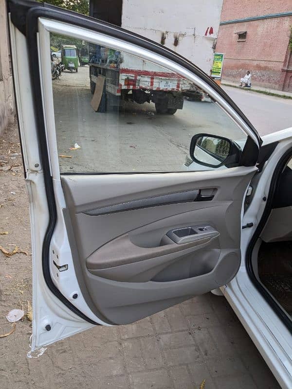Honda City 1۔3 IVTEC 2017 13