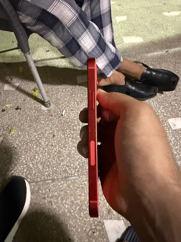 iphone 12 4