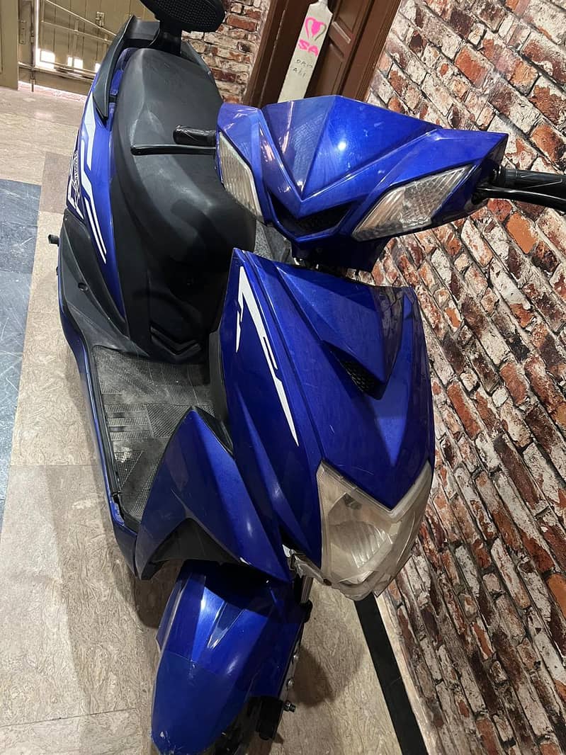 electric scooty for sale 0
