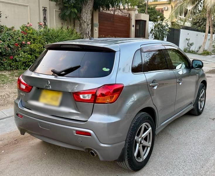 Mitsubishi Rvr g 2012 / 2017  full option 100% orignal in body 4
