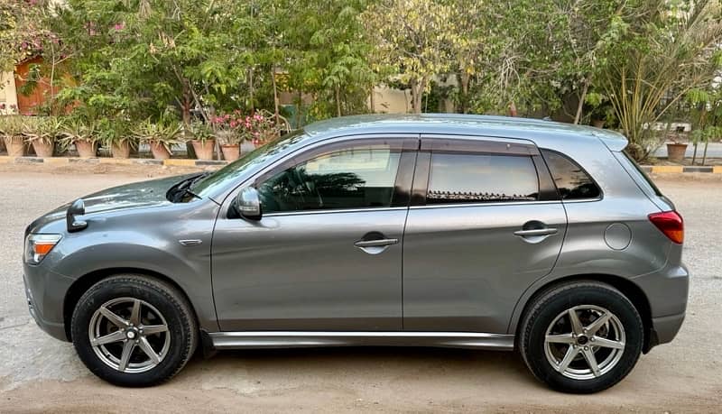 Mitsubishi Rvr g 2012 / 2017  full option 100% orignal in body 7