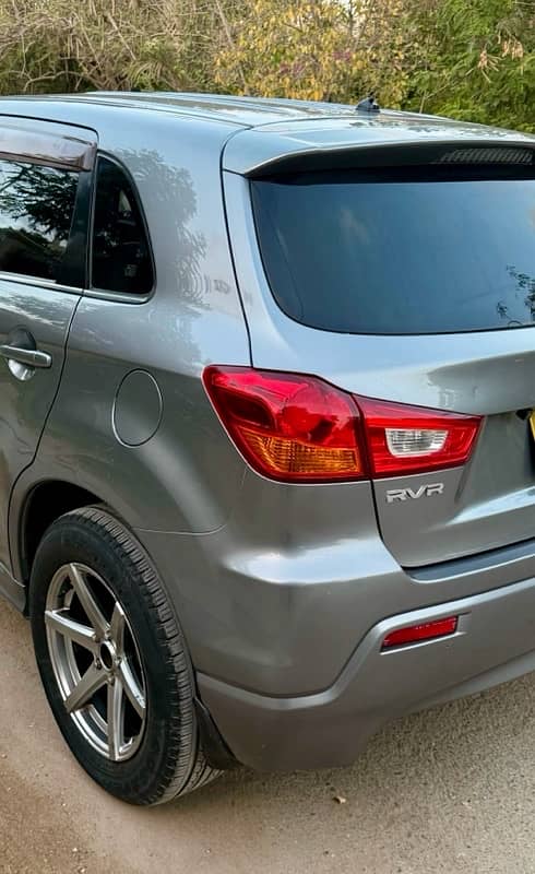 Mitsubishi Rvr g 2012 / 2017  full option 100% orignal in body 9