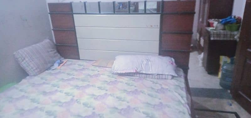 king size bed ,side tables, drancing table,dydar 2
