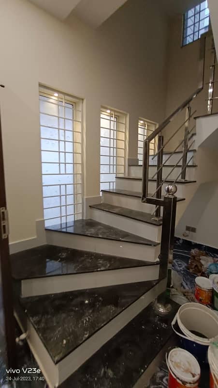 10 Marla Brand New House Available For Rent In Royal Orchard Multan 18