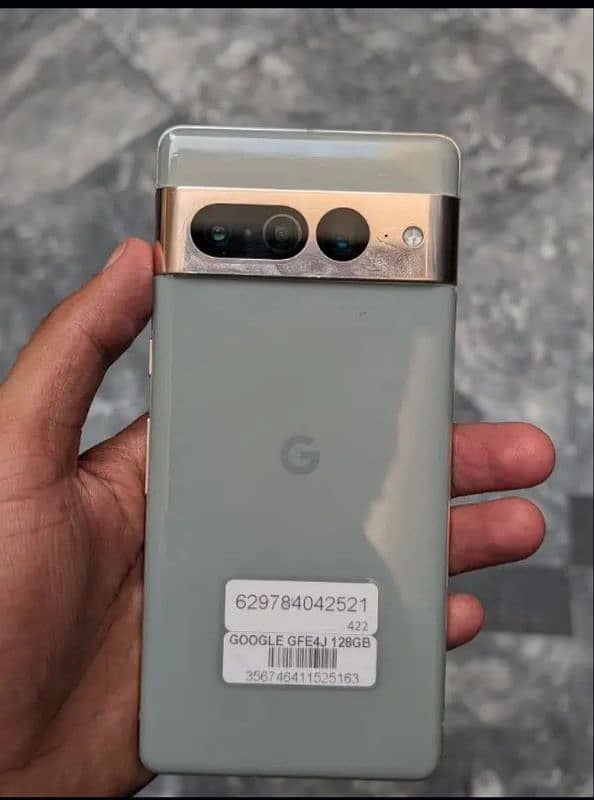 pixel 7 pro condition 10/10 OEM lock 0