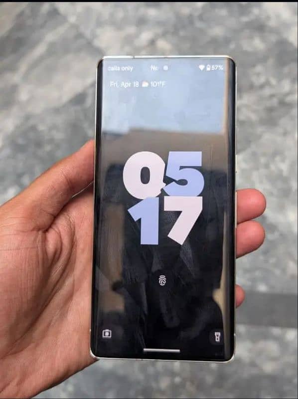 pixel 7 pro condition 10/10 OEM lock 1