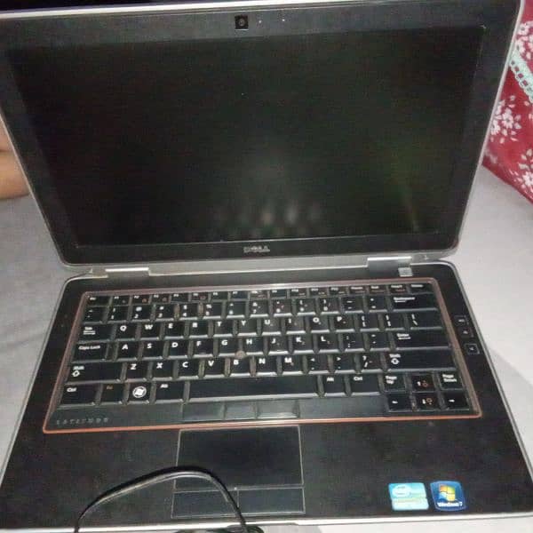 Dell latitute E6320 i5 2nd Generation 1