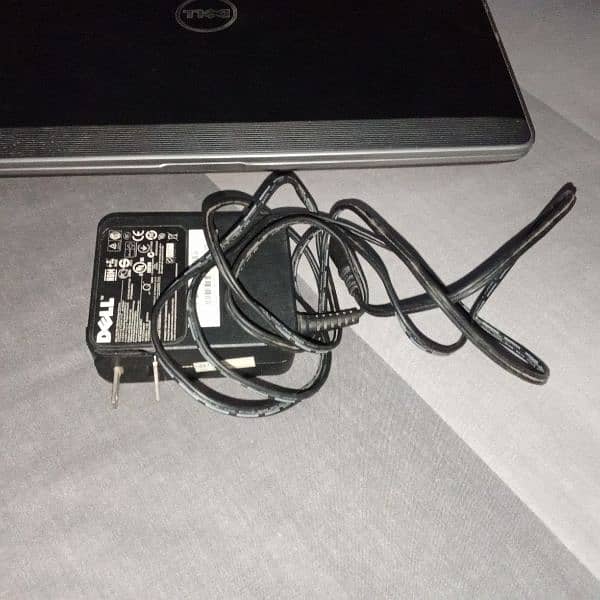 Dell latitute E6320 i5 2nd Generation 2