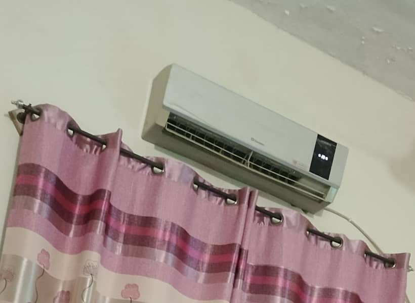 Dawlance split AC 1.5 (Non inverter) 0
