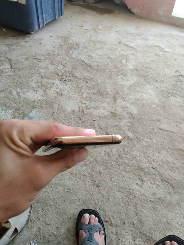 iphone xs 64 gb non pta exchange possible 4
