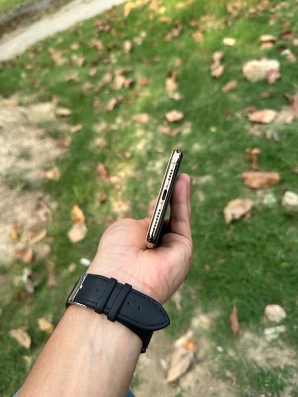 iphone xsmax factory unlock 7