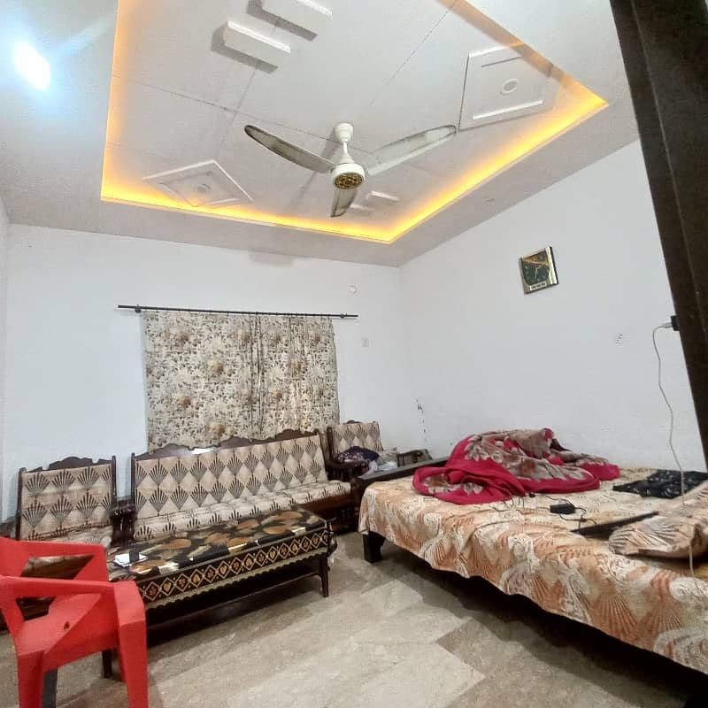 Dubai Real Estate Offer 2.75 Marla Half Triple Storey Owner Build House For Sale 5
