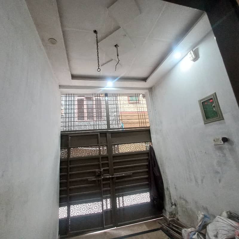 Dubai Real Estate Offer 2.75 Marla Half Triple Storey Owner Build House For Sale 17
