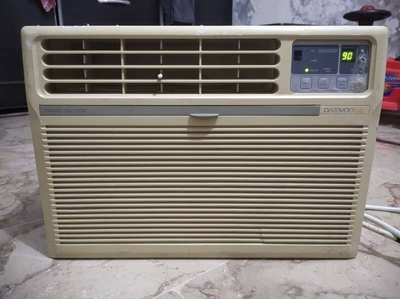 Daewoo 0.5 Ton Window AC 2