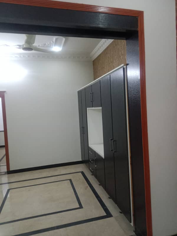 Lakhan road quadeazam clony Iqbal market ky nazdeek location 6