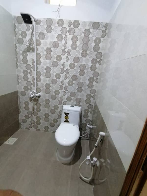 120 Sq Yrd Double Story House, Scheme 33, Punjabi Saudagar Sec-50 5
