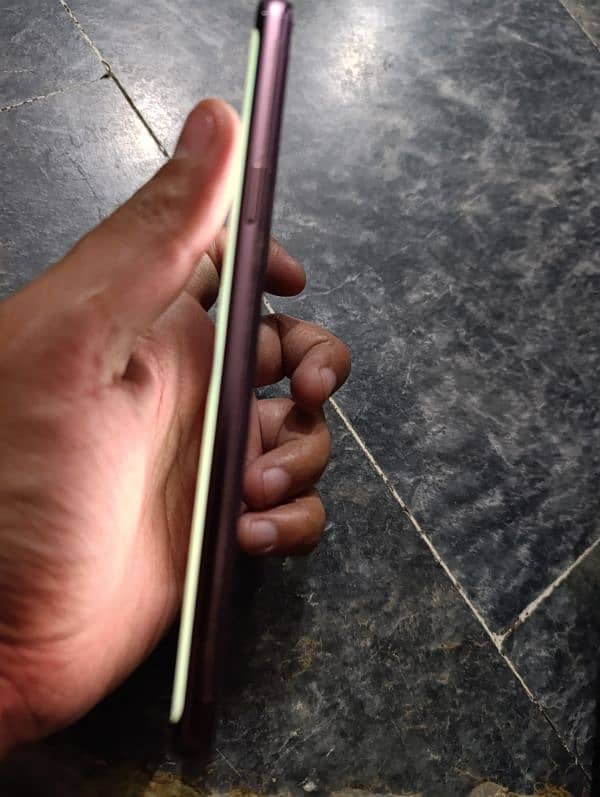 S9+ purple color read full add first 2