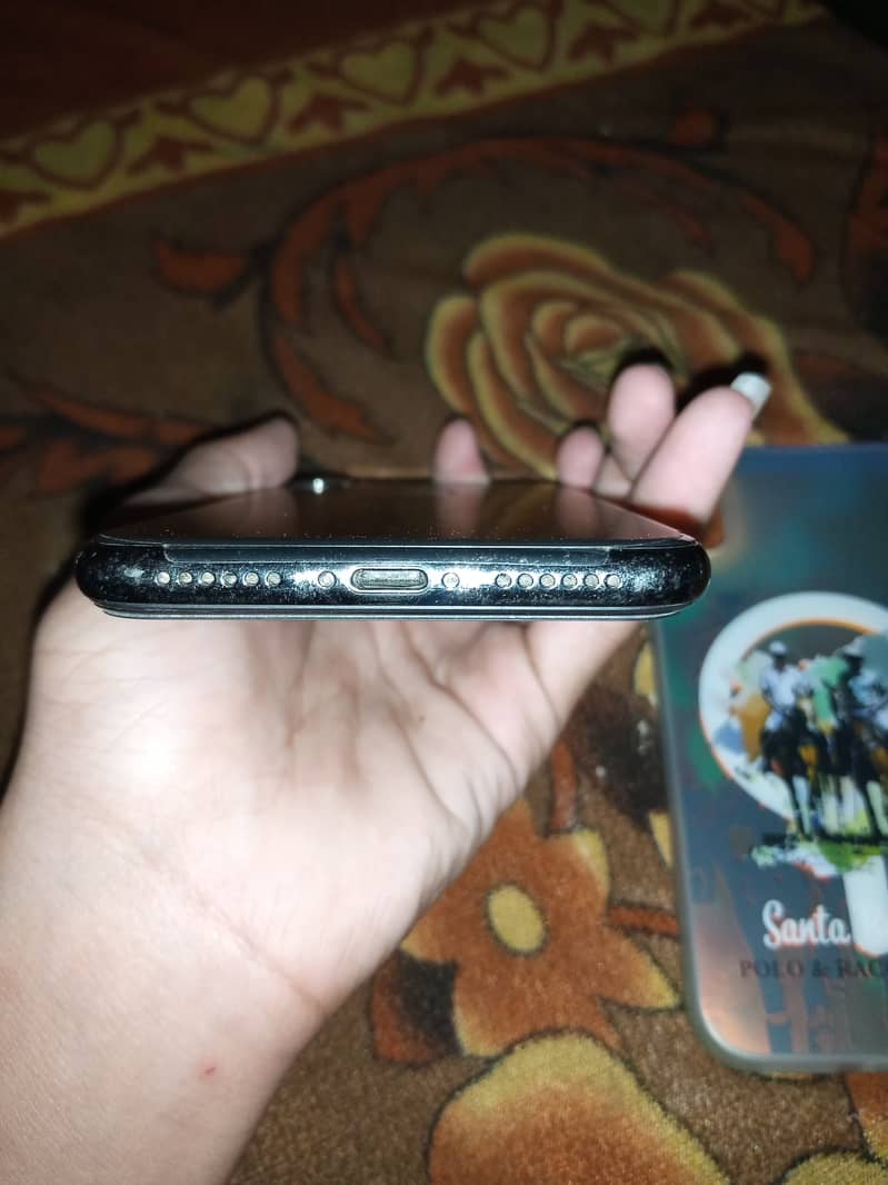 iphone x condition 10by8 battery service 72% 5