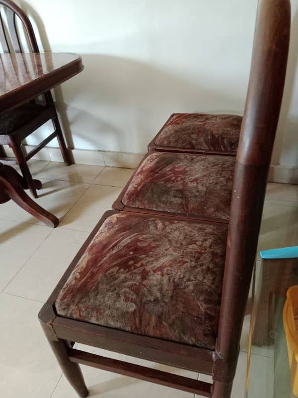 dinning table for sale with chairs 2