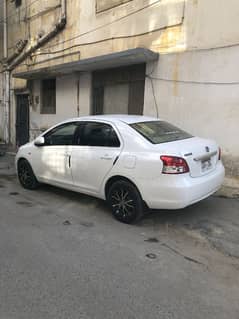 Toyota Belta 2006