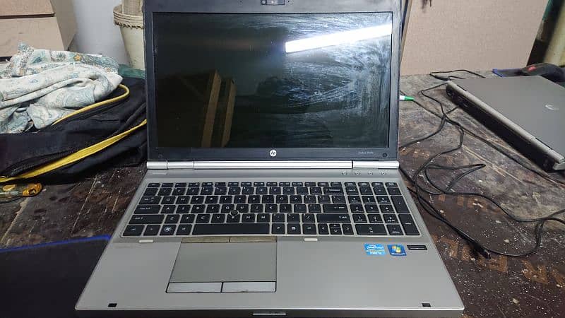 HP Elite Book i5 2nd Generation Full Size Work station 0