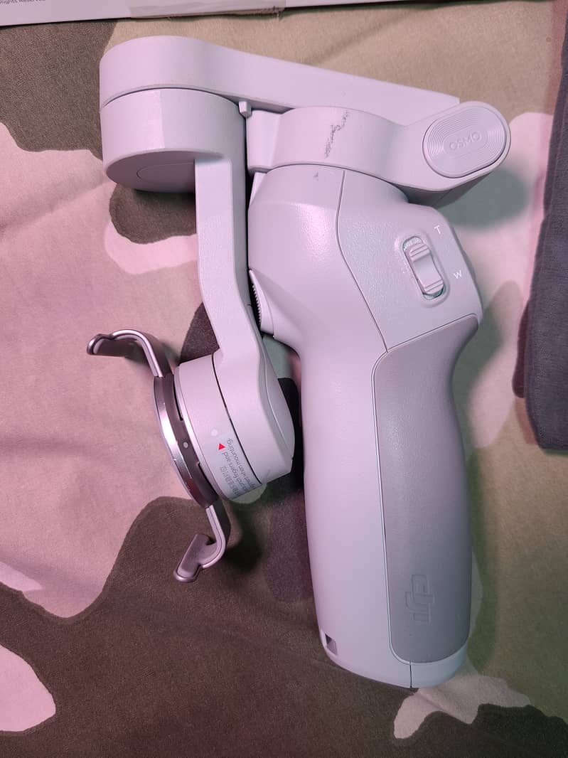 DJI OSMO 4 Brand New from America 1