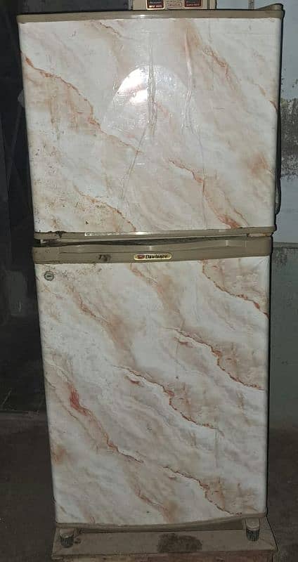 Dawlance refrigerator 0