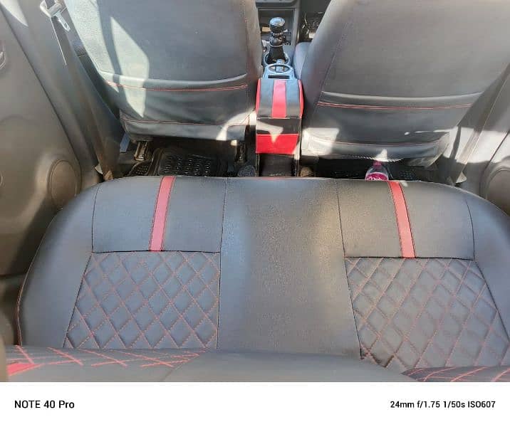 Suzuki Swift 2012 in mint condition. . ! 6