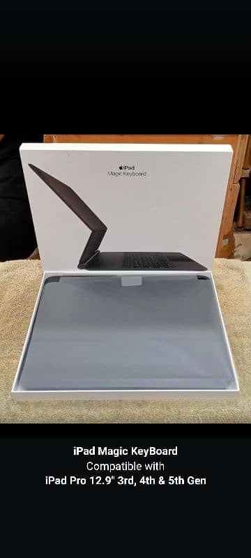 iPad Magic KeyBoard compatible with iPad Pro 12.9" 3rd, 4th & 5th Gen 0