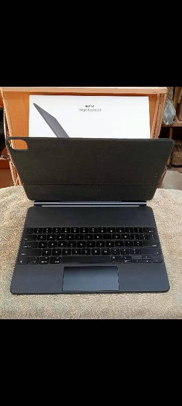 iPad Magic KeyBoard compatible with iPad Pro 12.9" 3rd, 4th & 5th Gen 1