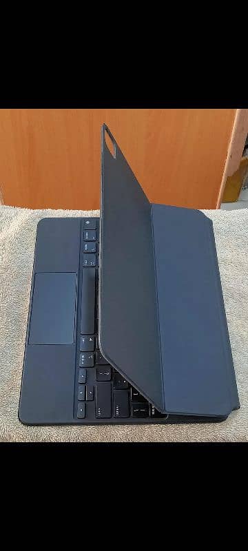 iPad Magic KeyBoard compatible with iPad Pro 12.9" 3rd, 4th & 5th Gen 3