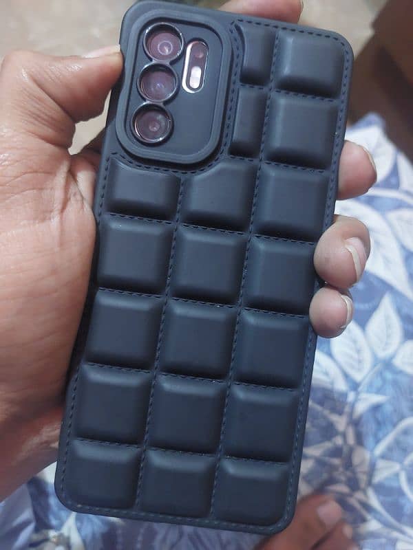oppo reno 6 Ram 8 and 128 . . Front cemera 44mp. . back camera 64mp 2