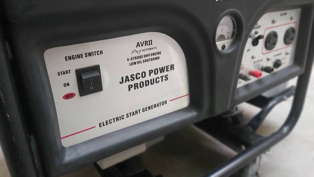 Jasco 2.5 kilowatt Generator Model J2500S NEW 18