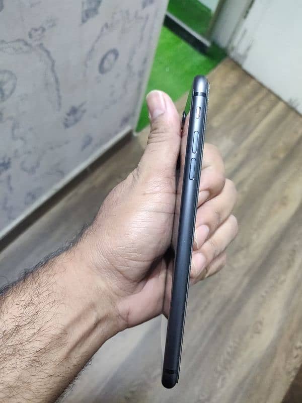 iPhone 8 Plus Approved 3