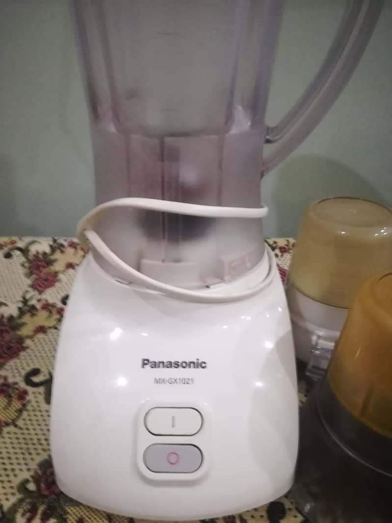 FOR SALE: Panasonic Original Juicer & Blender Machine 0