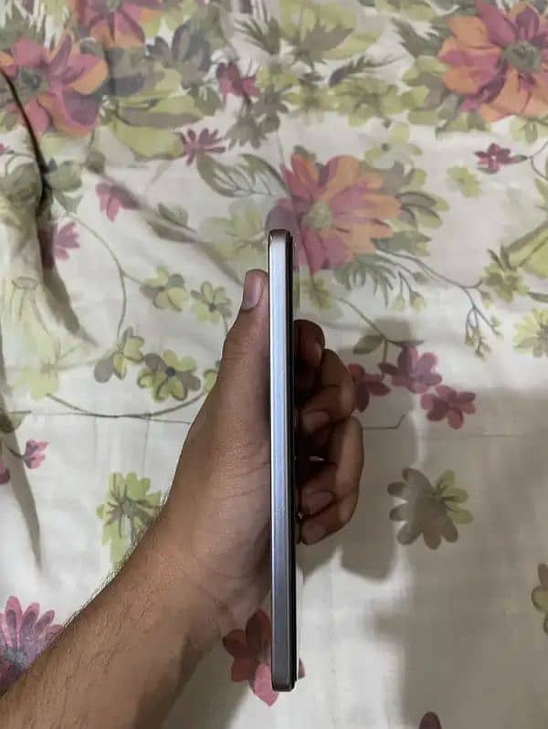 Vivo Y200 - 8+8GB RAM / 256GB. Exchange Possible Read Add. 3